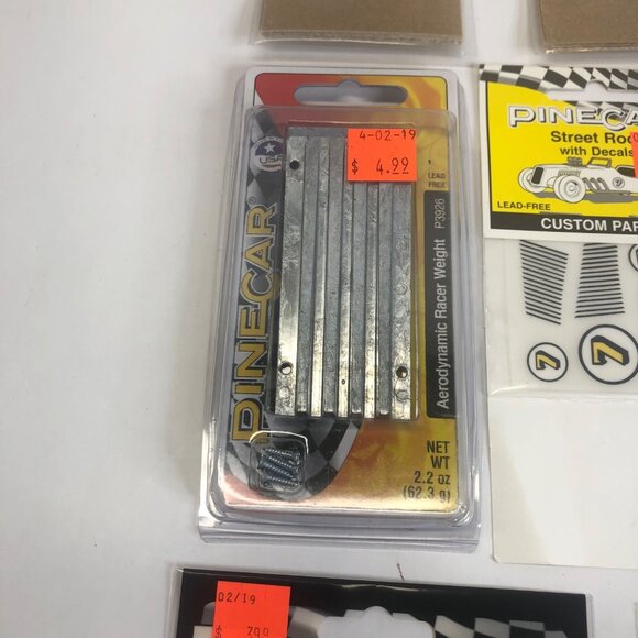 PineCar Derby Car‎ Decals, Axles Polishing Kit, Sand Paper, Glue & Racer Weights - Picture 5 of 14